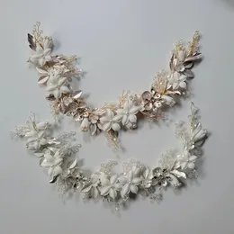 SLBRIDAL Fatti a mano in lega di fiori foglia strass fiore di ceramica fascia da sposa copricapo da sposa damigelle d'onore gioielli per capelli da donna 240301
