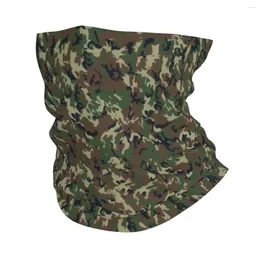 Bandanas Woodland Forest Camouflage Mönster Neck Gaiter Men Kvinnor UV Face Shield Winter Army Tactical Camo Bandana Sharf For Ski