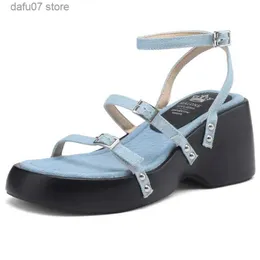 Sandálias Nova Chegada Azul Denim Roman Mulheres Slope Heel Grosso Sole Plataforma Fina Strap Metal Fivela Casual JeanH2435