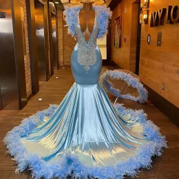 Gitter Blaues Pailletten-Meerjungfrau-Abschlussballkleid mit Federn Reflektierende Party-Abendkleider Sexy Roben mit V-Ausschnitt