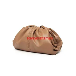 Leather Cluth Bags Botteg Veneta Pouch Bag New Bag 2024 Cloud Bag Fashion Womens Bag Womens Armpit Bag Bag Dumpling Baghave logo HBNJ