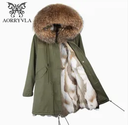 AORRYVLA 2017 Nya vinterkvinnor039s Real Fur Parkas stor tvättbjörn päls krage med foder Long Coat4288254