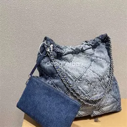 Marca de luxo CC Denim Bolsas de ombro Classic Jean Shopping Totes Bag com bolsas dentro de corrente de prata Hardware 2024 Novas bolsas casuais Commuter bag