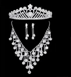 Rhinestone Flowers Bridal Jewelry Set Crown örhängen Halring 3 stycken Tiaras för bröllop hårtillbehör1160376