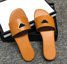 summer Triangle Flat slipper womens slides Ladies Sandal Brand Designer Sandals Heel Fashion Versatile Leather Casual Comfort Flip Flop
