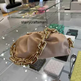 Italien påse hangbag Botteg venet l Womens Bag Pouch Cloud Chain Bag 30 11 13 Q2ov