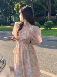 Elbise çiçek midi elbiseler yaz prenses estetik popüler şık vintage tasarlanmış fransız tarzı lady sundress kare yaka vestidos