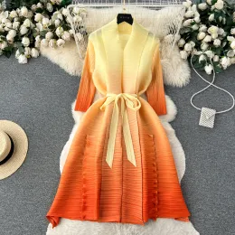 Kleid Amerikanischen Retro Gradienten Kleid für Frauen Vneck Langarm Weibliche Bademantel Kleider Damen Elegante Gefaltete Vestidos Dropshipping