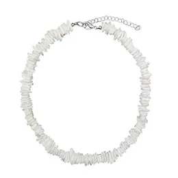 Chokers 2022 Bohemian Natural Puka Shell Branco Cor Irregular Chip Gargantilha Colar para Mulheres Homens Collares de Moda Kolye210N