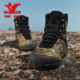 Scarpe da esterno Sandali XIANGGUAN Uomo Scarpe da trekking Stivali tattici da campeggio Uomo Stivali da neve Donna Camouflage Arrampicata Stivali impermeabili Stivali da moto Uomo YQ240301