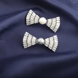 Spille Enorme fiocco lucido Spilla da donna Zircone di lusso Gioielli di alta qualità Corpetto di perle Accessori invernali