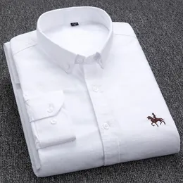 100% Cotton Oxford Shirt Mens Long Sleeve Embroidered Horse Casual Without Pocket Solid Yellow Dress Shirt Men Plus Size S-6XL 230226