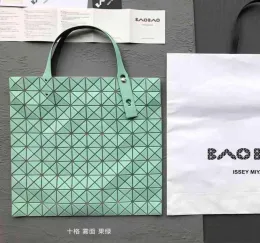 디자이너 여성 Baobao Bags Miyake Life Totes Bao Bao 10 그리드 가방 10 Lingge 휴대용 어깨 큰 쇼핑 가방
