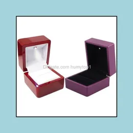 Opakowanie biżuteria 2PCS Ring Box 1PCS LED LED Prezent Wedding Wedding zaręczyny Purple Pierścienie Wyświetlacz Soft Veet Tray Case Jewelry 293c