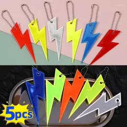 سلاسل المفاتيح 2/5pcs قلادة Lightning Lightning Brightning keychain العاكسة للأكياس الحلي الشريطية البالغين إكسسوارات السلامة الليلية
