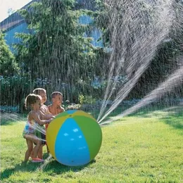 Palloncino gonfiabile con spruzzo d'acqua estivo con spruzzatore all'aperto con palloncino gonfiabile per acqua da spiaggia a colori misti Gioca all'aperto nella spiaggia dell'acqua B4332728