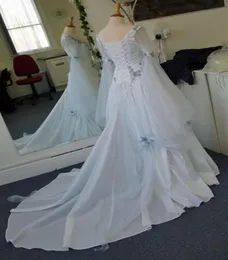 Vintage gotyckie sukienki ślubne białe i jasnoniebieskie kolorowe średniowieczne sukienki ślubne dekolt gałki gorset długi dzwonek Applique8056675