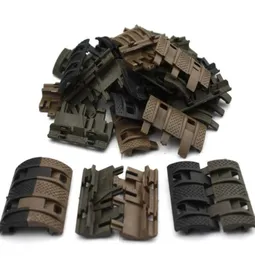 32 Stück taktische Airsoft-Panels, Picatinny-Schiene, Handschutzabdeckung, AR15 M4 AK-Handprotektoren, Beschützer, beständig, Jagd 8801790