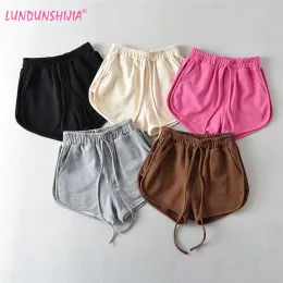 Pantaloncini LUNDUNSHIJIA 2022 Pantaloncini sexy di moda nuova estate donna Pantaloncini elastici a vita alta rosa rossi per le donne 5 colori