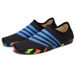 (Karışım Siparişi için Bağlantı) Sandallar Aqua-Shoes Dalış-Çentikler Yukarı Slipsip Bearefoot Nehir-deniz yüzme Açık HNS24036006