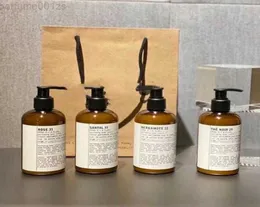 EPACK Lozione per il corpo profumante di alta qualità 29 Santal 33 Bergamote 22 Rosa 31 Deodorante profumato 237ml20162483U3Q