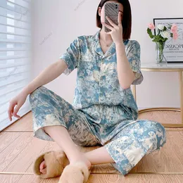 Chen Darongs transmissão ao vivo do mesmo estilo de primavera e verão pijama feminino de seda gelada manga curta calças compridas finas duas peças etp opularo nt hei nternetf ashionab