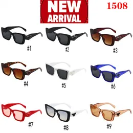 Unisex Designer Sunglasses Shades Fashion Sunglasses 남성 럭셔리 안경 다양한 선택적 삼각형 시그니처 가파스 Para El Sol de Mujer Mix 8 스타일