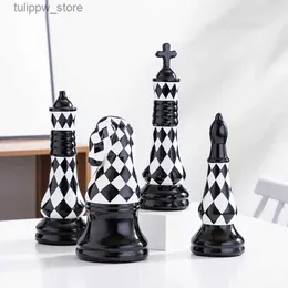 Dekorativa föremål Figurer Creative Ceramic Black and White Chess Pieces Decoration Office Desktop Decorations Bokhylla Chess Pieces Handikraftdekorl240306