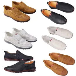 Casual shoes for men's spring new trend versatile online shoes for men's anti slip soft sole breathable leather shoes good 39