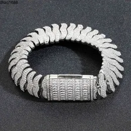 Prepotente Hip Hop 22mm Catena millepiedi Micro intarsiato Zircone Ghiacciato Gioielli Miami Moissanite Bracciale a maglia cubana per uomo