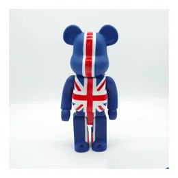 Figury zabawek akcji Nowe 400% Bearbrick Figurki zabawki Bear British Style Large Decoration Doll Brick 28 cm z białym pudełkiem Dhals