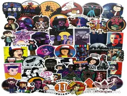 50 pz lotto Whole Stranger Things adesivi cinematografici vinile impermeabile adesivo noduplicato per laptop skateboard bottiglia auto decalcomanie6155608