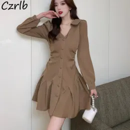 Abito da ufficio Mini abiti da donna Donna Nuovo autunno Manica lunga Stile coreano Pieghe alla moda Temperamento dolce Elegante scollo a V Faldas Mujer