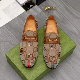 Klänningskor 2024 G 4 Model Mens Outdoor Casual Shoe Designer äkta läder Fashion Shoes Man Spring Autumn Office Carrer Wedding Comfy Style Loafers