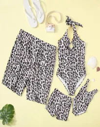 Família combinando roupas de banho meninas leopardo colete maiôs mãe sexy siamês roupa de banho meninos pai praia calções de banho A166654053576261