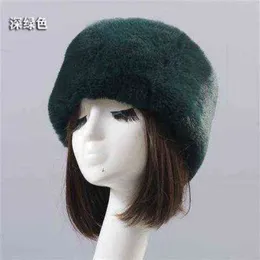 ダークグリーンフラットルーフフラッファースノー冬冬のぬいぐるみフェイクフォックス毛皮の毛皮帽子暖かい屋外帽子女性女の子Y2225G