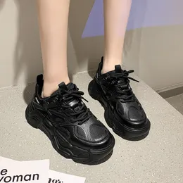 Par pappa skor enkel plattform chunky sneakers kil för kvinnors avslappnade skor andas mesh sommarsport löpande sko lättvikt tenis feminino spets upp a007