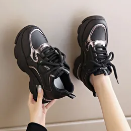 High Dads 2024 Womens Rise Spring Autumn New Mångstil liten status tjock Soled Instagram Trendy Sports and Leisure Shoes 13088 50354