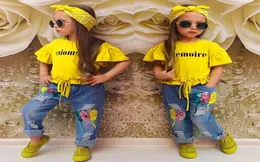 Baby flickor kläder sommar fall kostymer gul bokstav kort hylsa t shirt jeans pannband 3pcsset paljetter ballonger byxor barn cl8548154