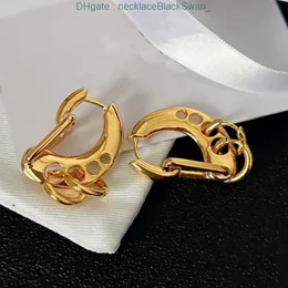 2024 Stud 18K Gold Gold Plated Morts Orrings Letter Letter Ear Women Crystal Pearl Engetric Opring for Wedding Party Jewerlry Associory-70 WJE9