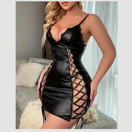 Seksowna piżama damskie patentowe sukienki skórzane pusta sukienka Allure Hip Wrap sukienka erotyczna bielizna cosplay Sekretarz mundurowy seks zestawu 240307