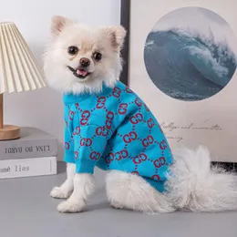 Lüks Moda Marka Pet Sweater Fadou Corgi Bomei Yüksek Elastik Çift Katmanlı Sıcak Açık Köpek Giysileri