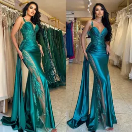 Sexy Emerald Green Prom Kleider Illusion Seite Pailletten Abendkleider Falten formaler rot