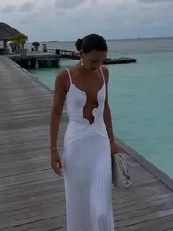 Seksi dalgalı kenar derin vneck örme maxi elbise kadınlar ince kolsuz pileli sling elbise kadın katı plaj şık elbiseleri 240304