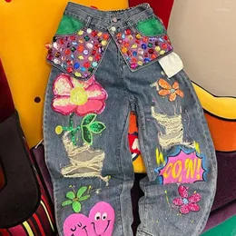 Jeans femininos chiques mulheres primavera floral bordado diamantes frisados ​​buracos calças jeans cintura alta solta strass cowboy calças quebradas