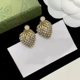 Un sacco di orecchini classici di lusso con smalto di cristallo, perle, lettere, orecchini, designer di marca, donne eleganti, oro argento, rame, accessori per gioielli da donna, regali per la festa di nozze