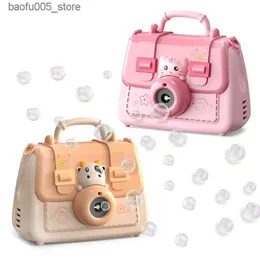 Nowate Games Baby Bath Toys Cute Animal Camera Bubble Maszyna Summer Childrens Girl Cat Cow Torebka Automatyczna gra na zewnątrz elektryczna zabawka Q240307