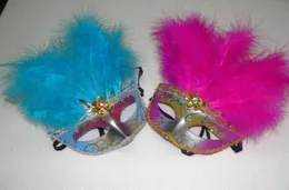 10pcslot نصف الوجوه قناع Venetian مع 11 ريشة جميلة Mardi Gras Masquerade Halloween Party Masks2448242