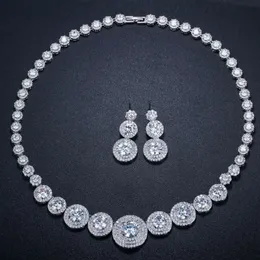 النحاس المصنوع يدويًا جولة جولة AAA Zircon Necklace والأقراط مجموعة مجوهرات الزفاف للنساء