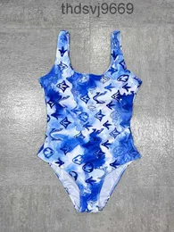 2024SS Designer Swimsuit Women Vintage Thong Micro Cover Up Womens Bikini Set Swimwear Printed Bathing Duits Summer Beach Wear Swimming Suit M19 XWZG